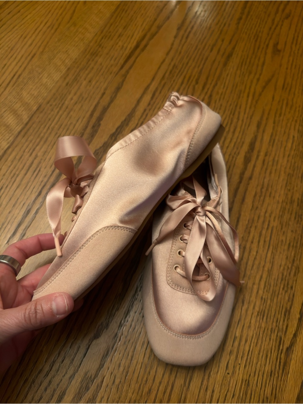 VIVAIA - Lace Up Satin Sneakerina - Pink